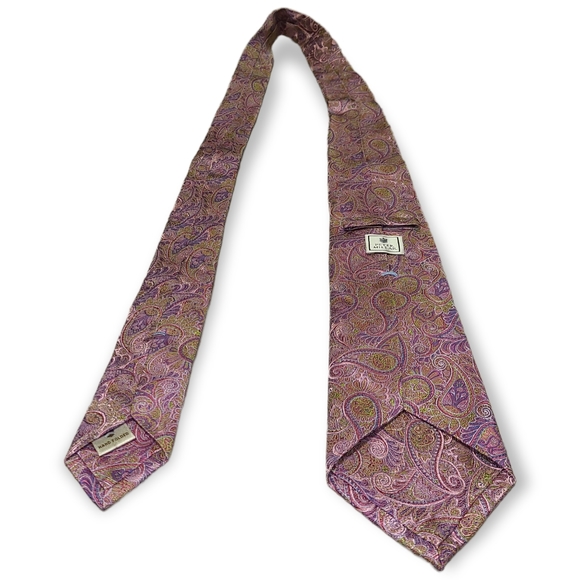 Peter Millar Purple Pink Paisley 100% Silk Tie - Picture 4 of 6